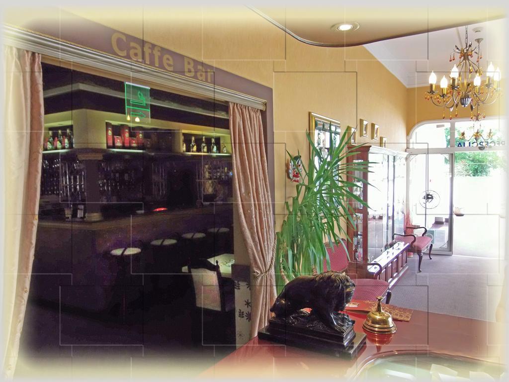 Garni Hotel Lav Belgrade Exterior photo